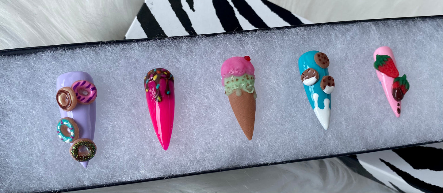 Sweet Tooth - Embellished Tips