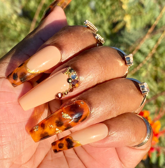 Twisted Tortie - Embellished Tips