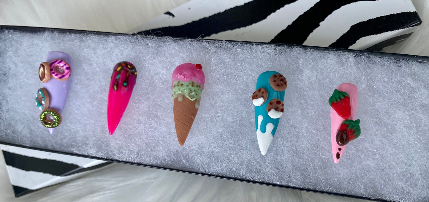 Sweet Tooth - Embellished Tips