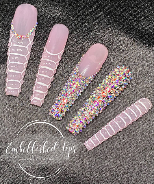 Glamoroussss - Embellished Tips