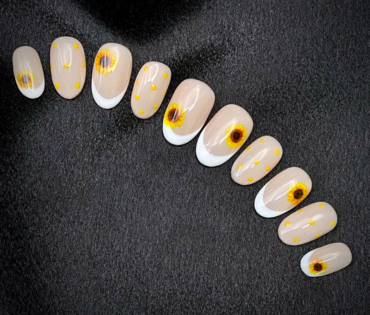 French With A Twist - Embellished Tips